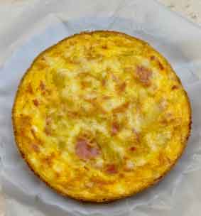 Tartín integral de cebolla, mozzarella y jamón